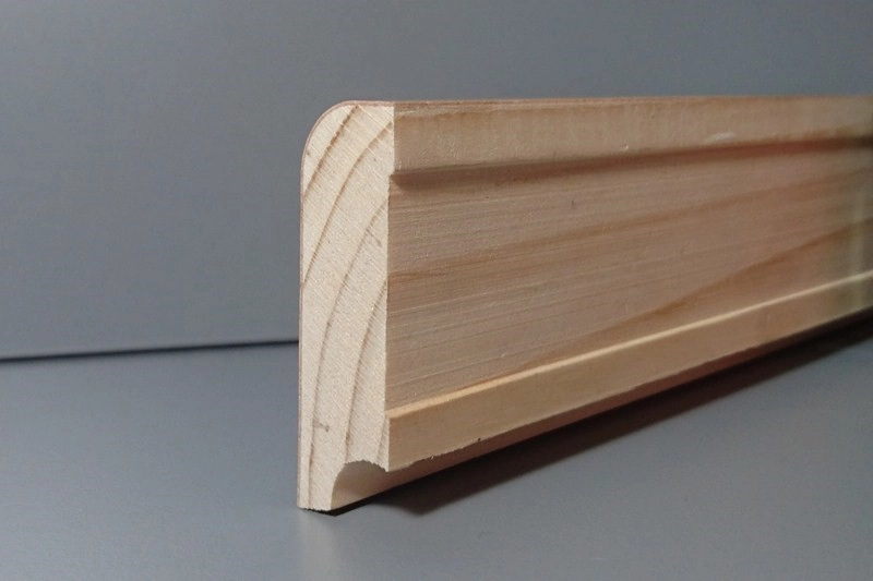 Listwa przypodłogowa fornirowana lakierowana CP60 (240 cm x 6 cm x 1,8 cm) buk